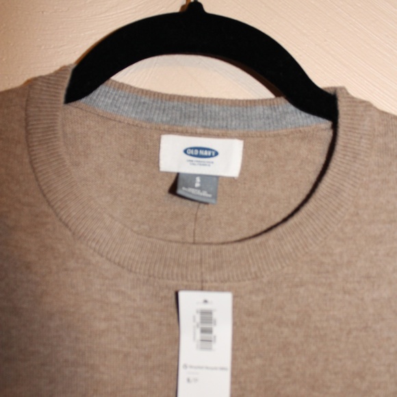 Old Navy Sweater - Picture 3 of 3